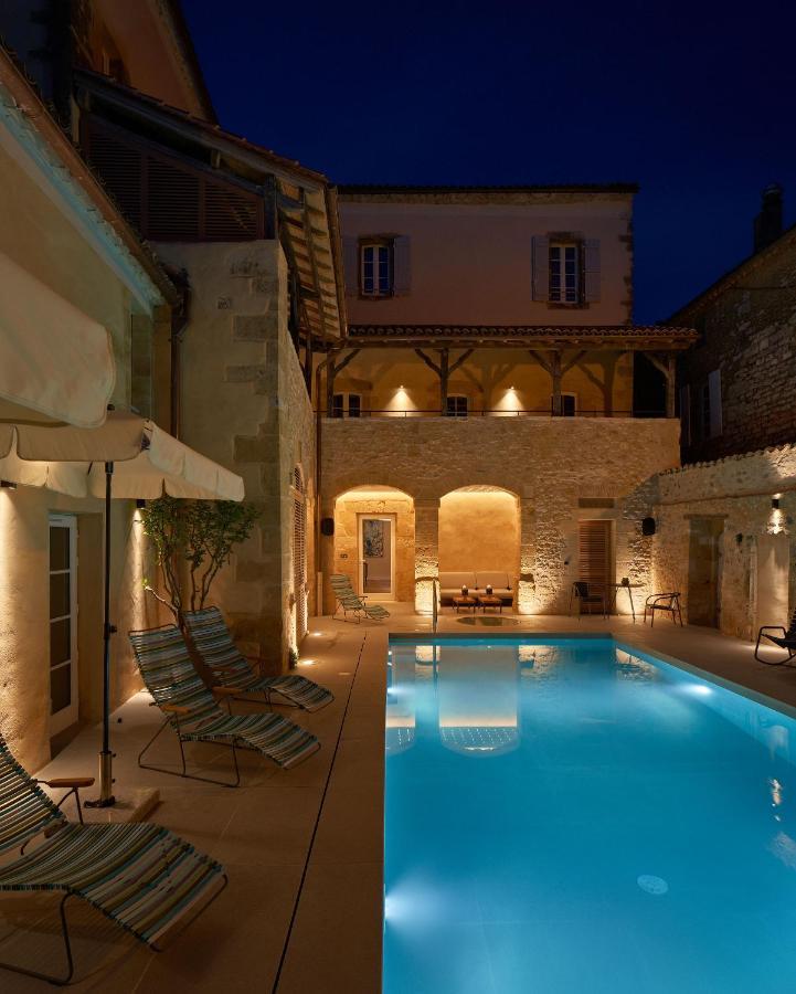 Hotel Le Chevalier Bleu Monpazier Exterior foto